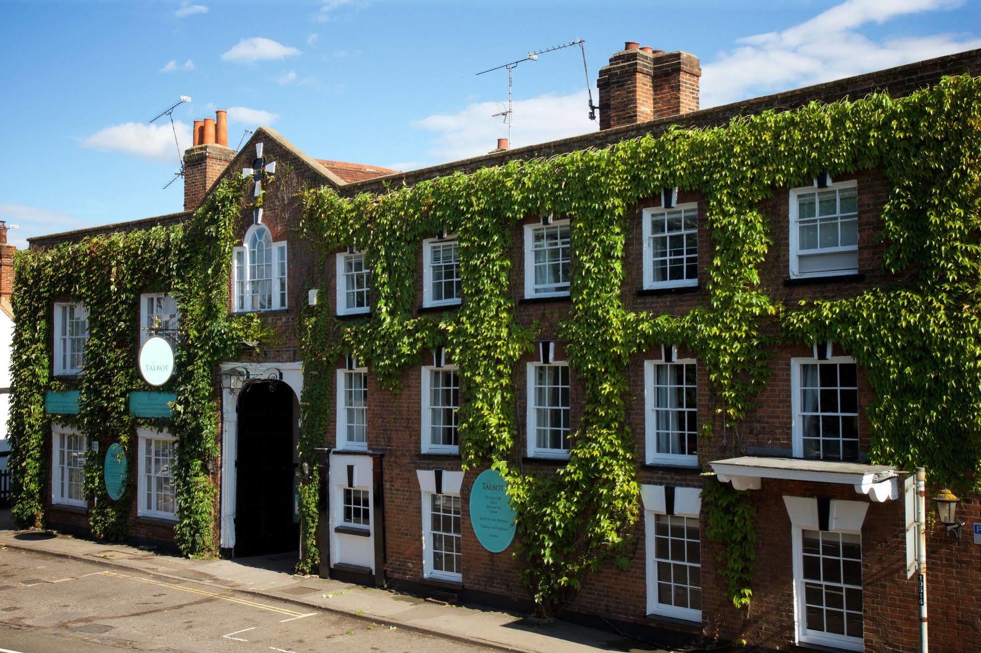 The Talbot Inn Woking Exterior photo